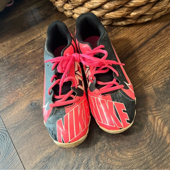 Kids Nike Fast Flex Softball Cleats-size 4Y - Picture 2 of 5